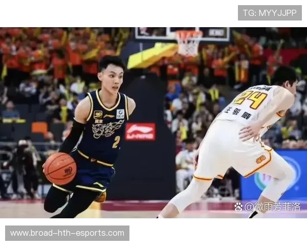 广东宏远徐杰脚踝扭伤，离场画面揪心