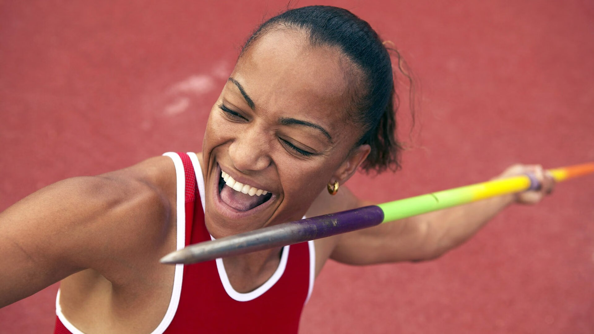 世界田径：肯尼亚选手连续创新高，赛场火爆！，肯尼亚田径运动员